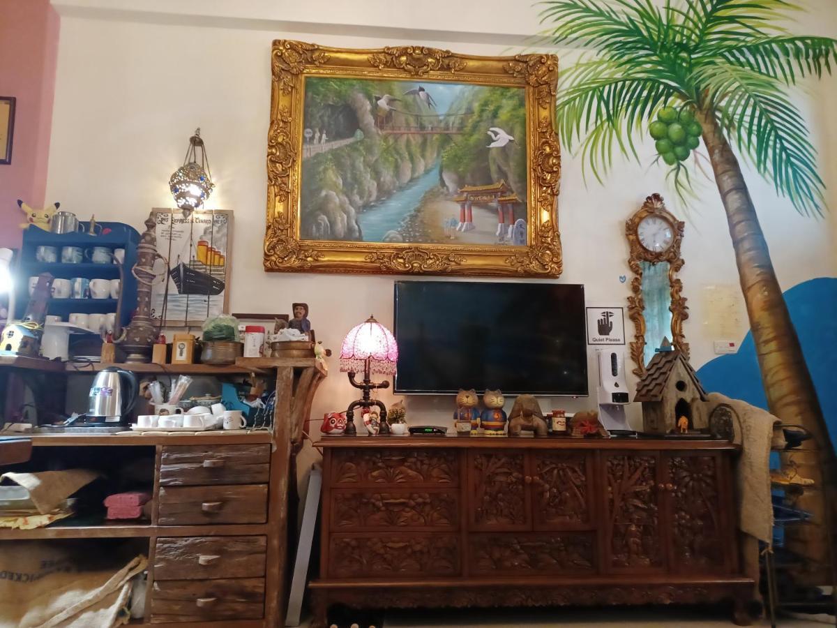 Hualien Seaside B&B Экстерьер фото